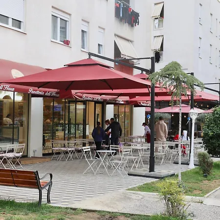 Apartamento Luxe Living - Kompleksi Kontakt Magnet Tirana