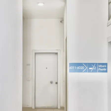 Luxe Living - Kompleksi Kontakt Magnet Apartamento Tirana