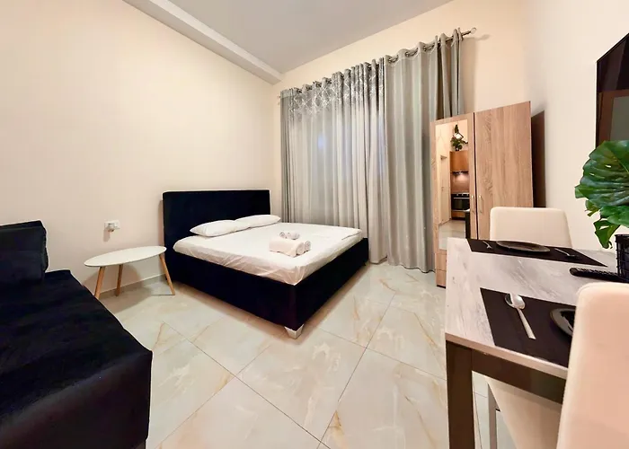 Luxe Living 地拉那